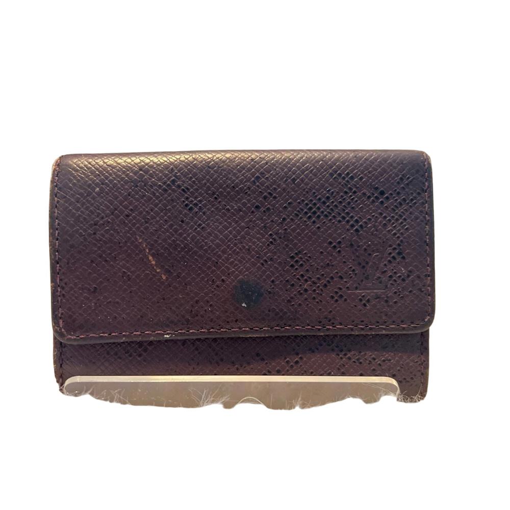 Louis Vuitton Taiga Leather Key Holder (LVXX016)
